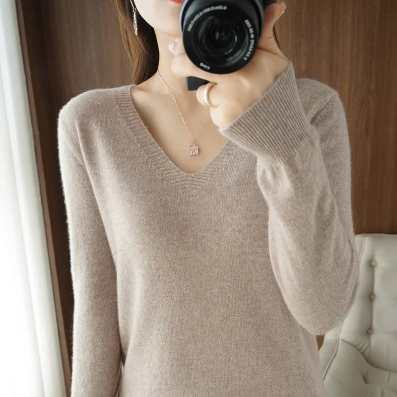 V Neck Stretch Pullover Sweater - Slim Solid Knitwear Top
