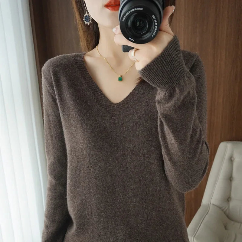 V Neck Stretch Pullover Sweater - Slim Solid Knitwear Top