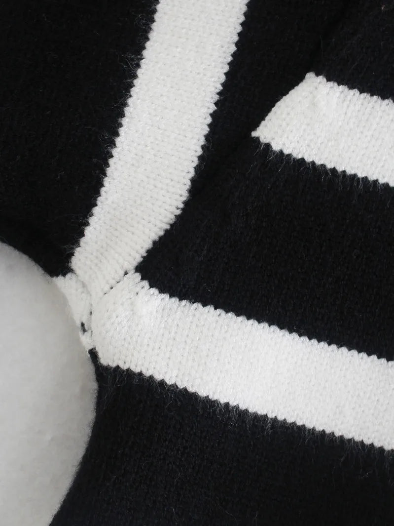 Black White Stripe Turtleneck Sweater - Loose Knit Pullover