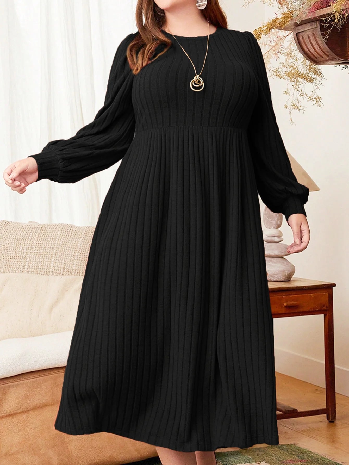 Plus Size Solid Long Sleeve Maxi Dress - Round Neck Autumn Outfit
