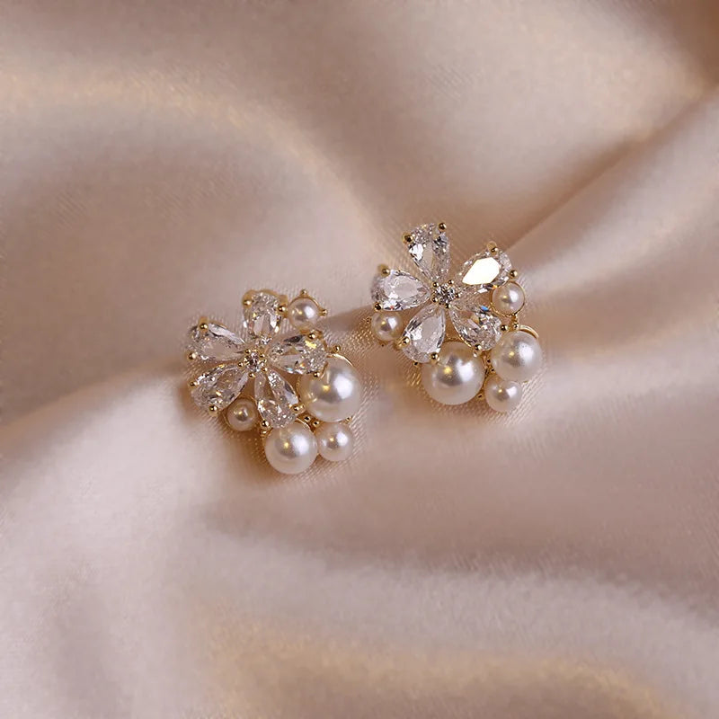 Rhinestone Flower Stud Earrings - Pearl Crystal Korean Party Jewelry