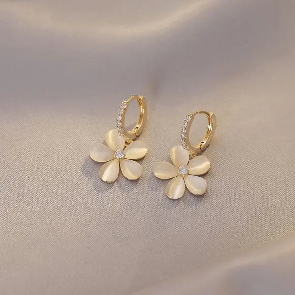 Rhinestone Flower Stud Earrings - Pearl Crystal Korean Party Jewelry
