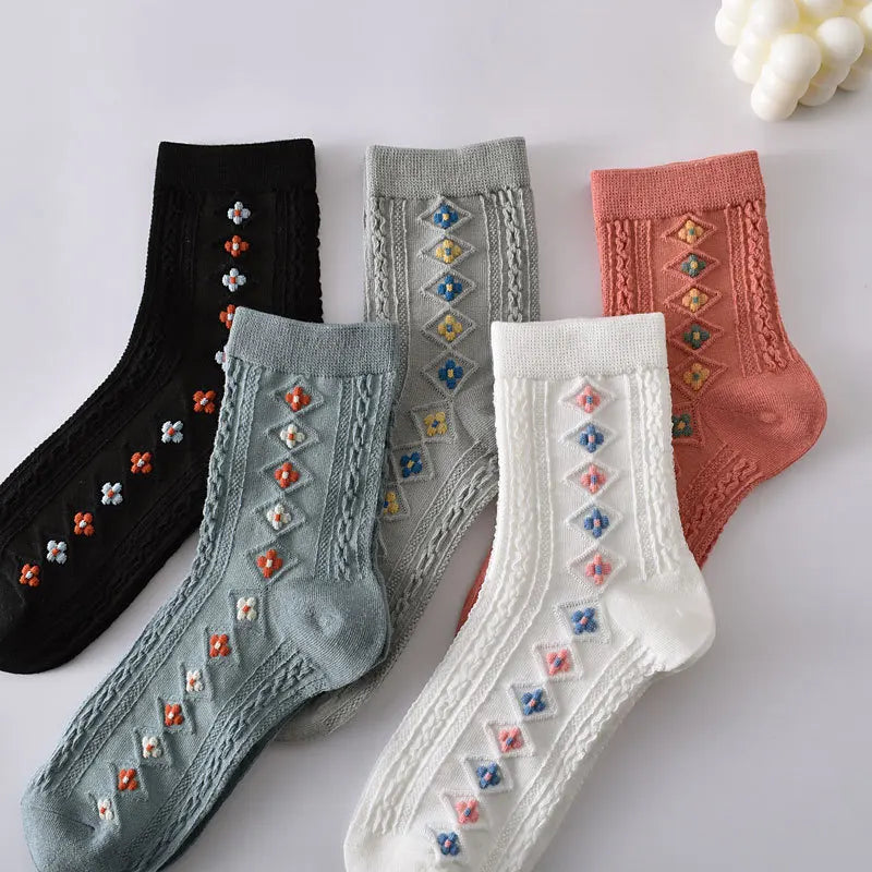 Floral Embossed Knit Socks - Retro Harajuku 5 Pair Style