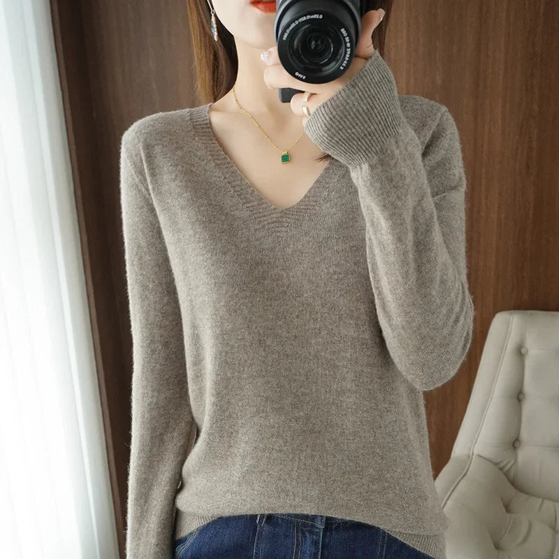 V Neck Stretch Pullover Sweater - Slim Solid Knitwear Top