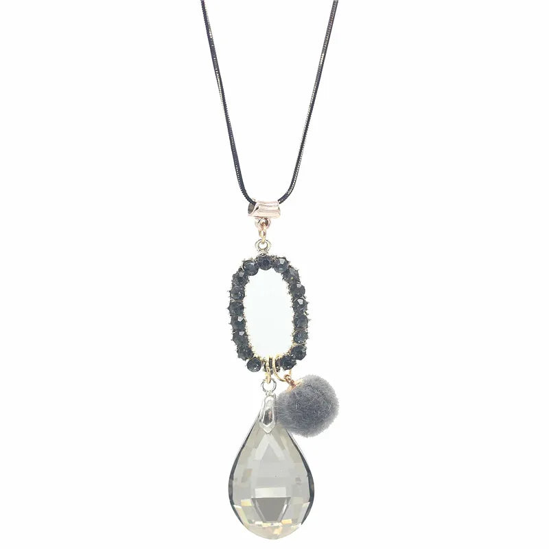 Vintage Gem Choker Necklace - Retro Statement Pendant Jewelry