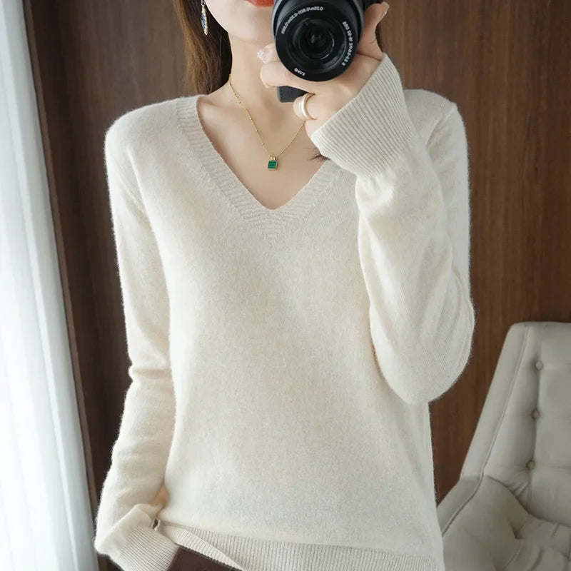 V Neck Stretch Pullover Sweater - Slim Solid Knitwear Top